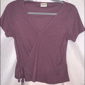 Cross body tied tee